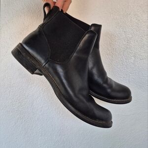 Timberland Leather Chelsea Boots Size 8 Womens